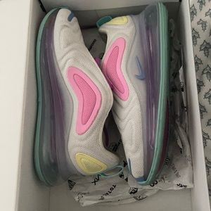 Nike sneakers good condition